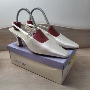 Satin Party Womens Pointed Toe Kitten Heel Slingback Heels 7 White Bridal Formal